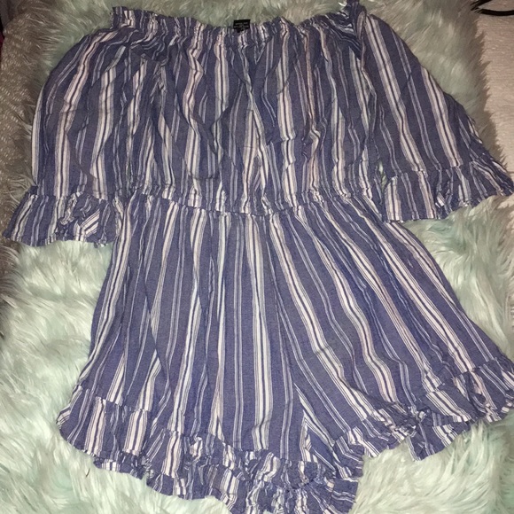 Romper - Picture 1 of 3